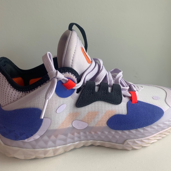 Adidas men’s basketball shoes